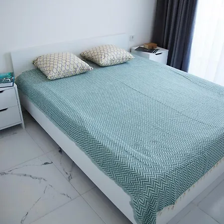 Artlife Apartament *